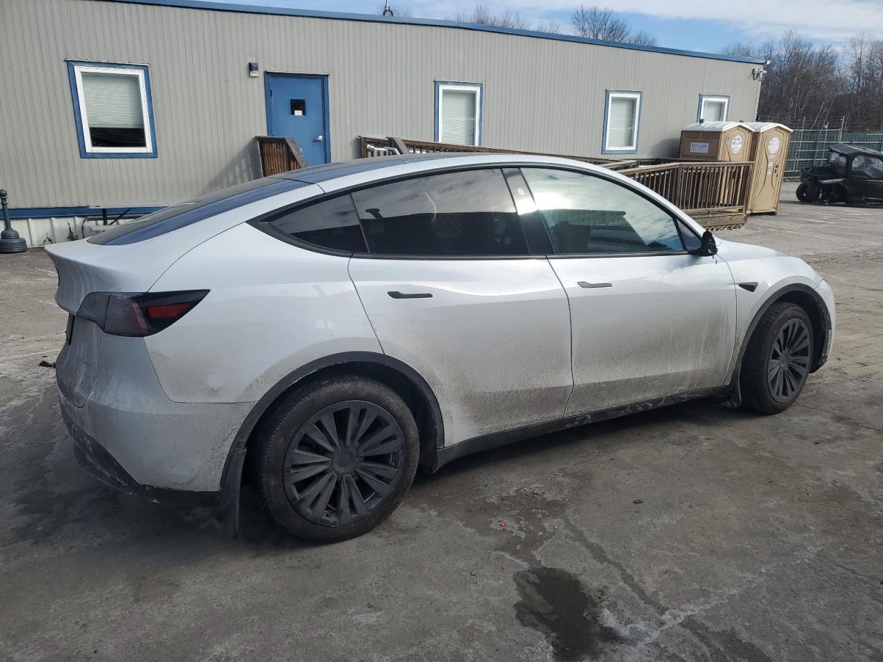 2024 TESLA MODEL Y - Image 3