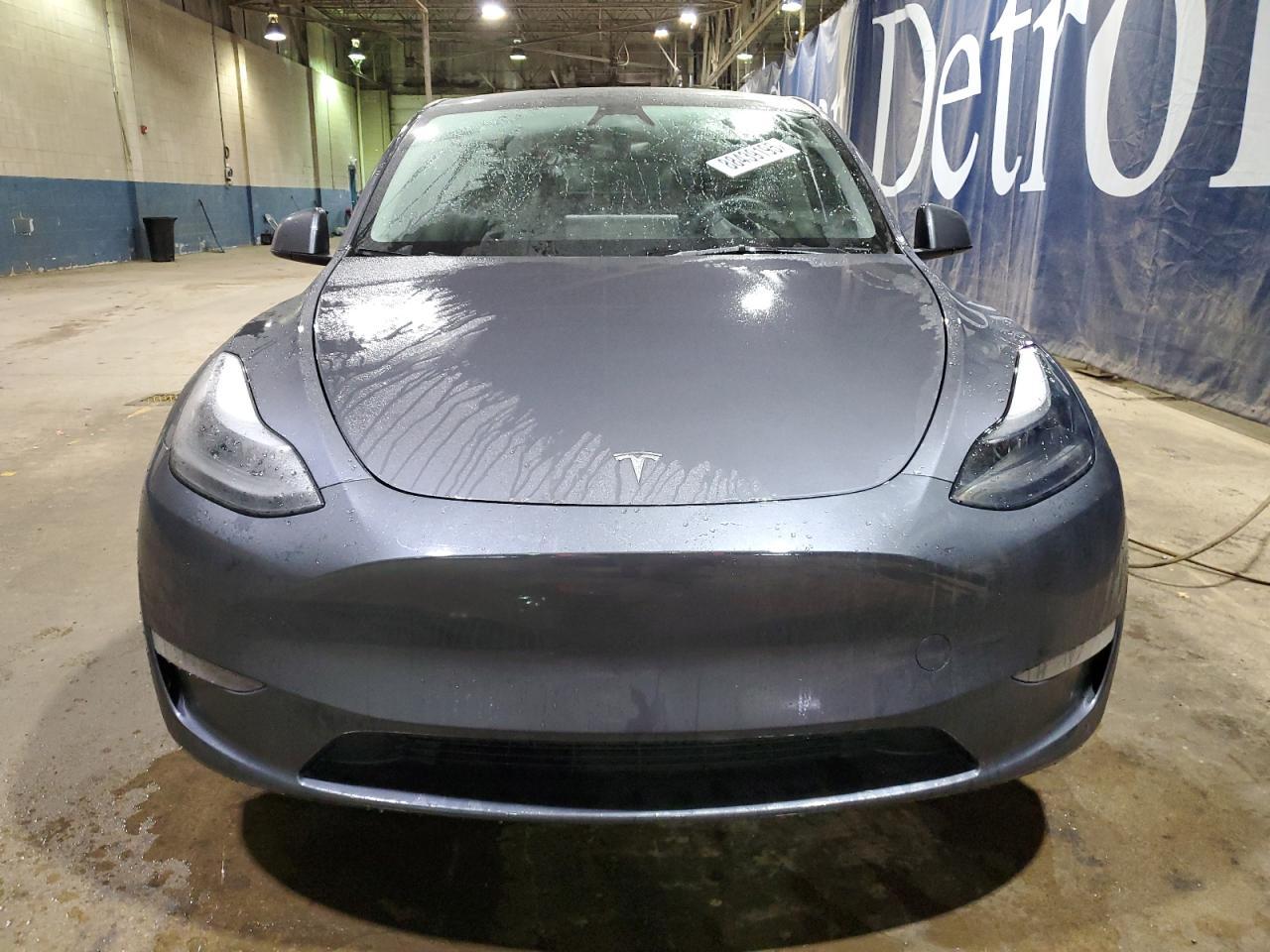 2023 TESLA MODEL Y - Фото 5
