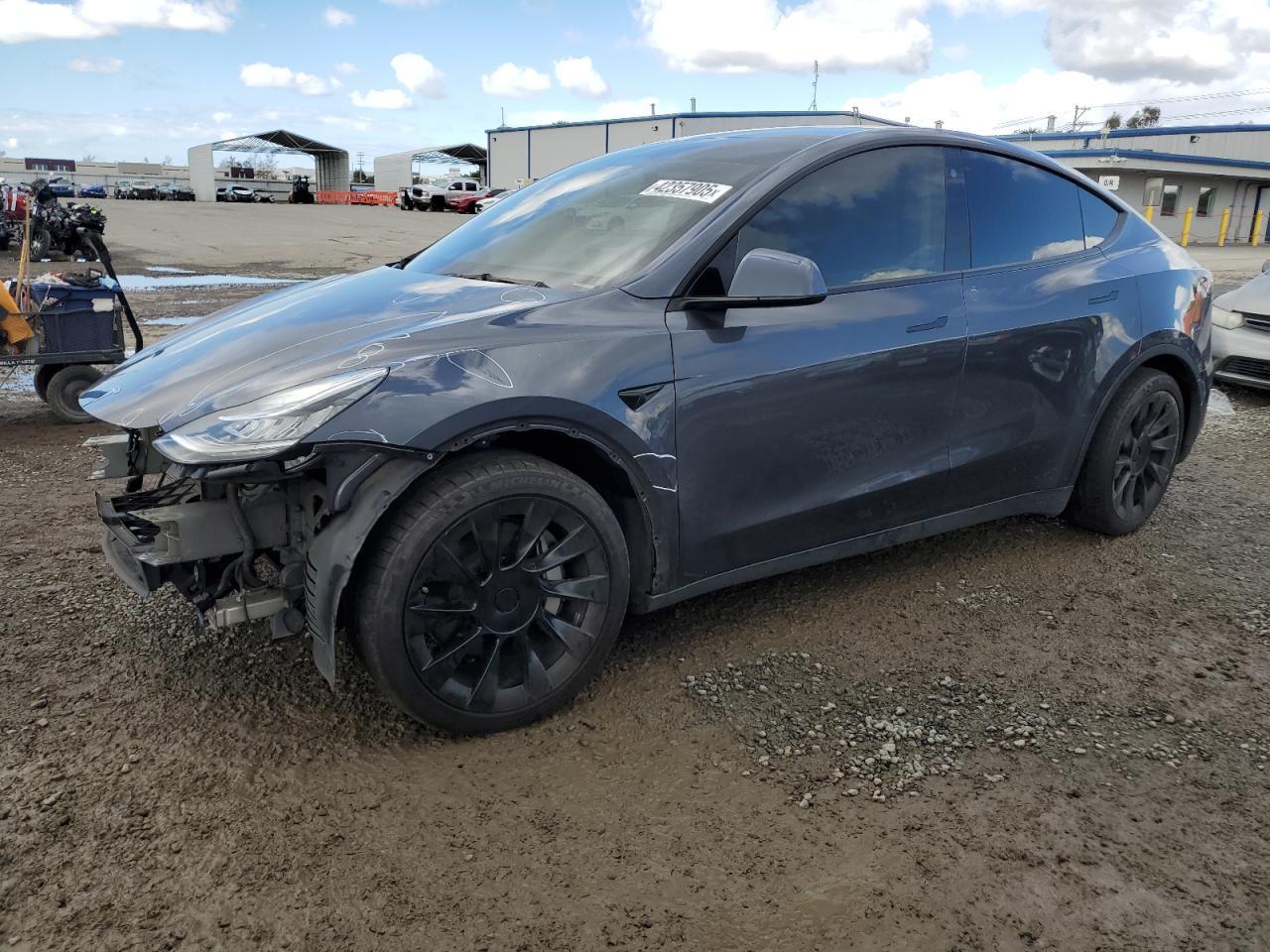 2022 TESLA MODEL Y