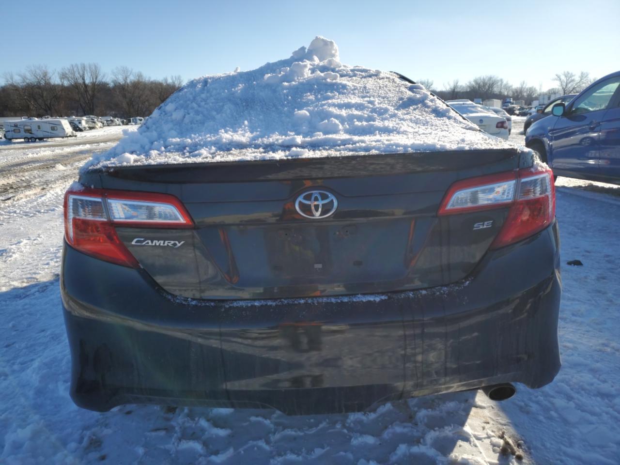 2014 TOYOTA CAMRY L - Фото 6