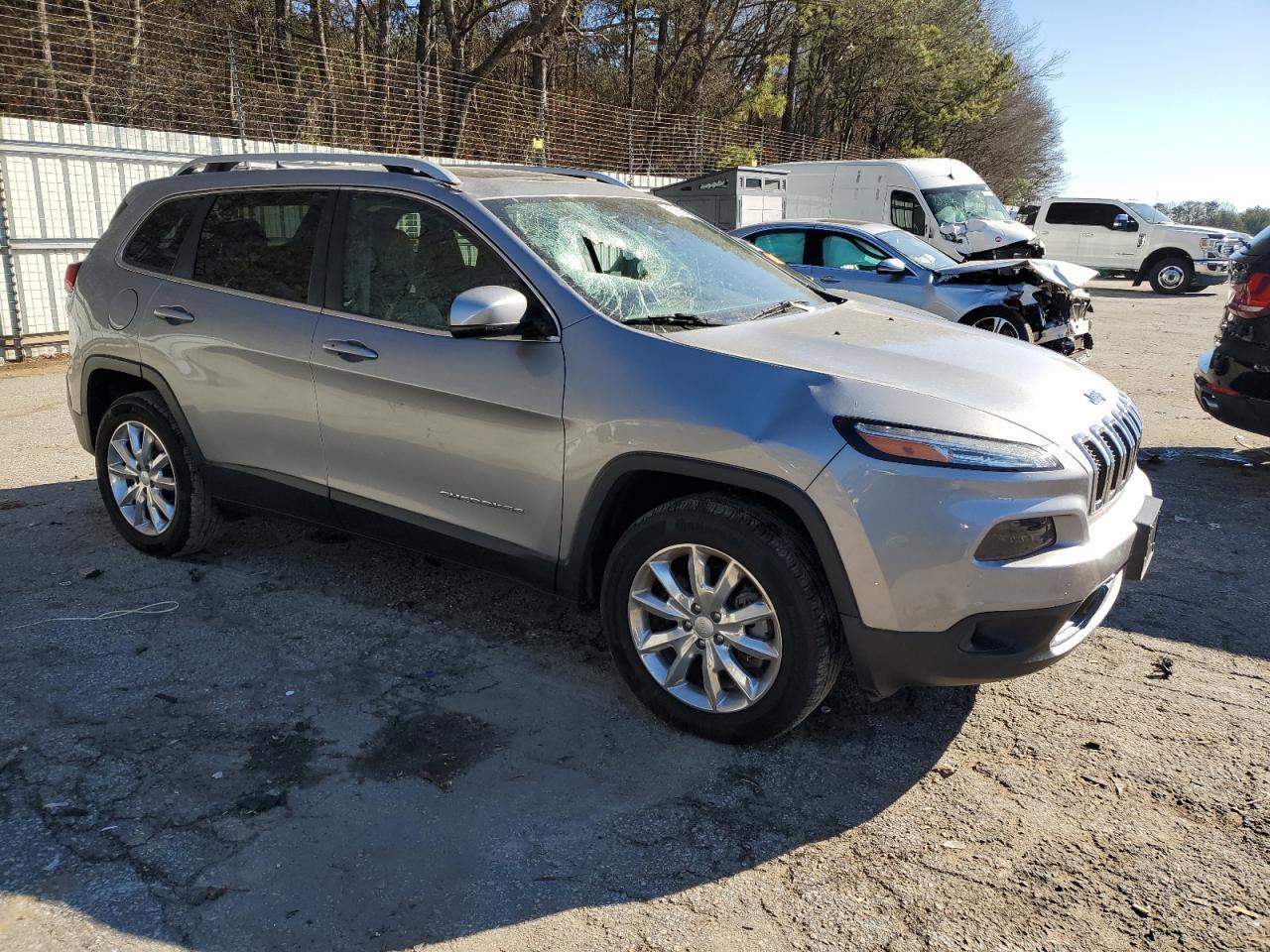 2017 JEEP CHEROKEE L - Image 4