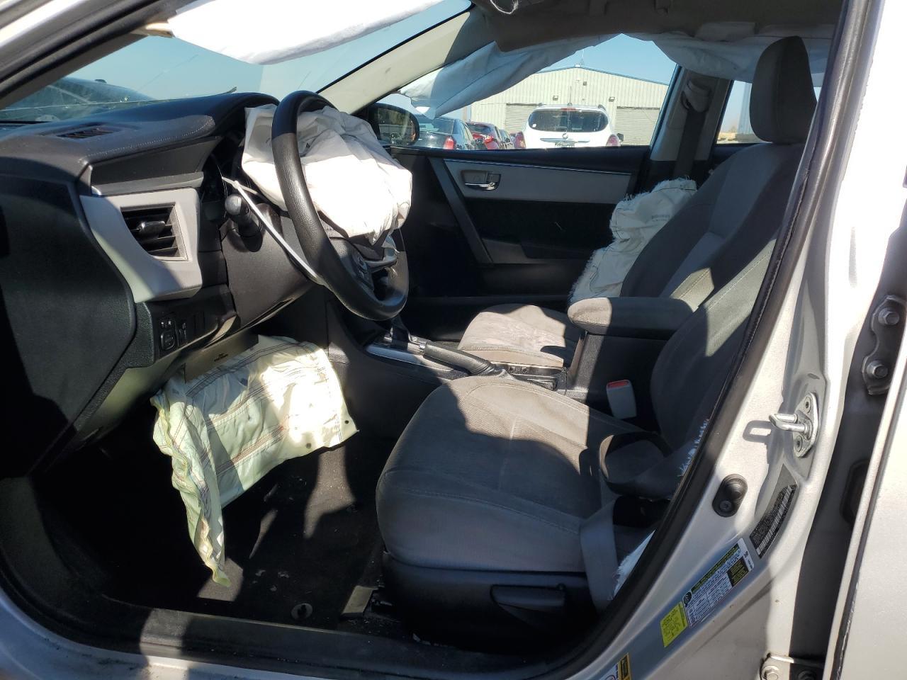 2015 TOYOTA COROLLA L - Фото 7