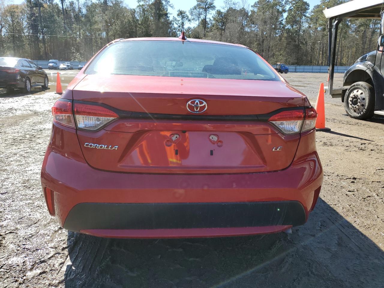 2021 TOYOTA COROLLA LE - Image 6