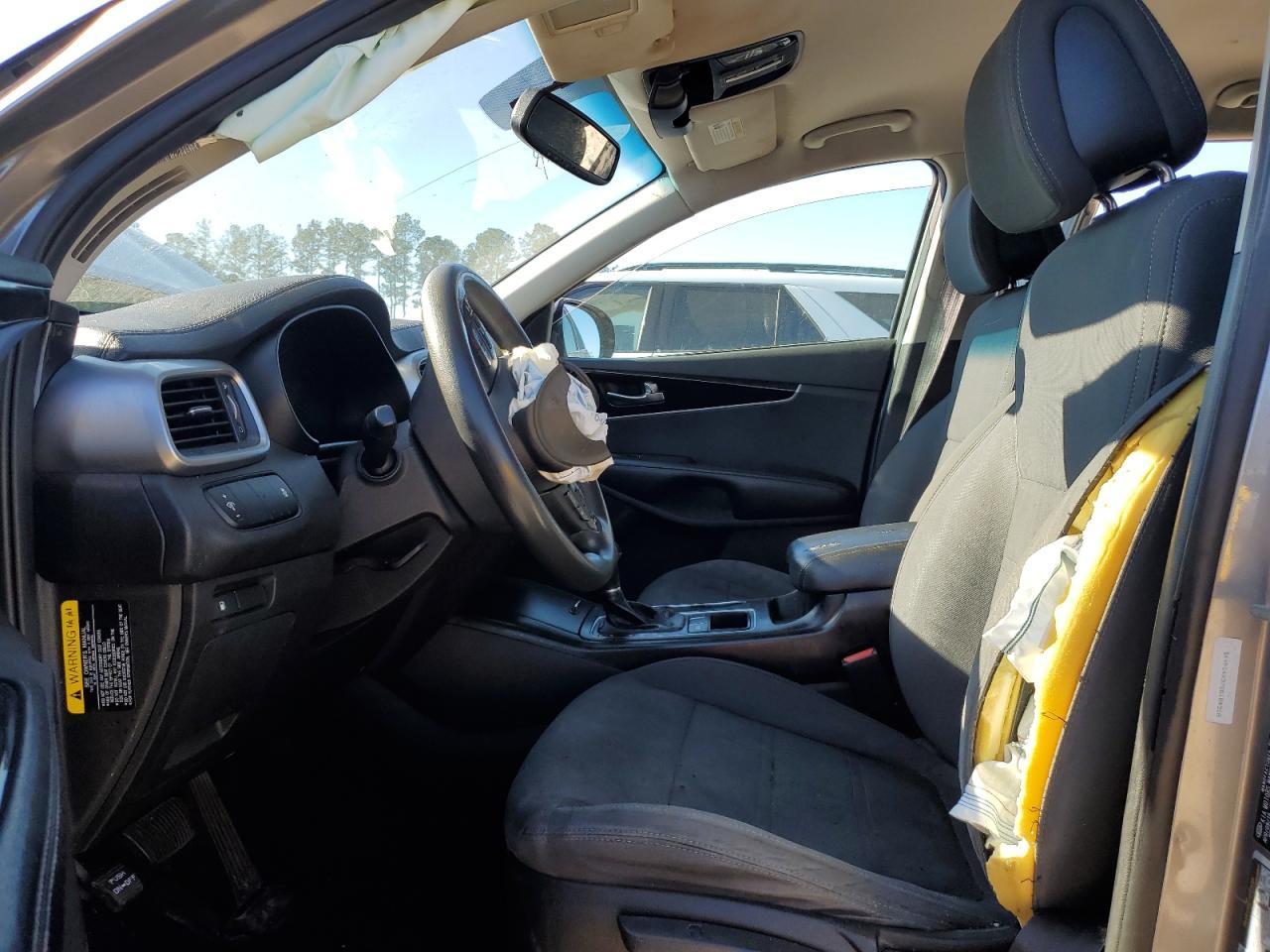 2016 KIA SORENTO LX - Image 7