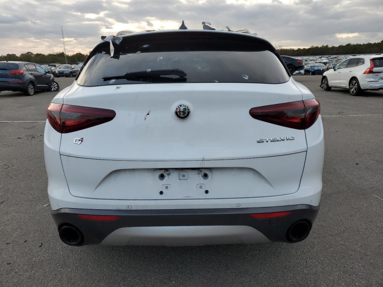 2022 ALFA ROMEO STELVIO TI - Image 6