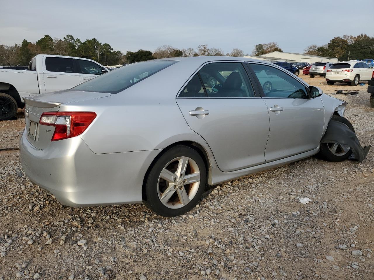 2012 TOYOTA CAMRY BASE - Фото 3