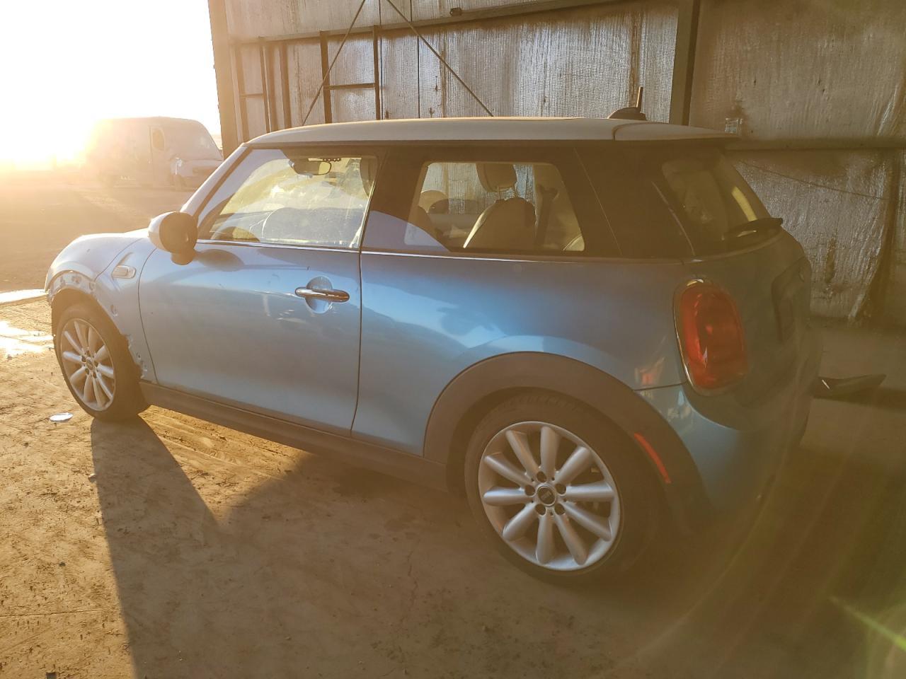 2017 MINI COOPER - Image 2