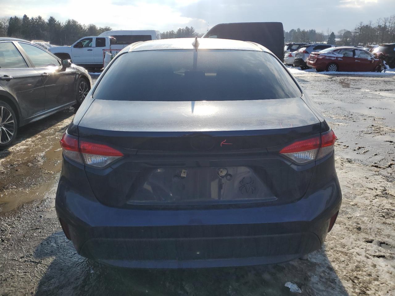 2020 TOYOTA COROLLA LE - Фото 6