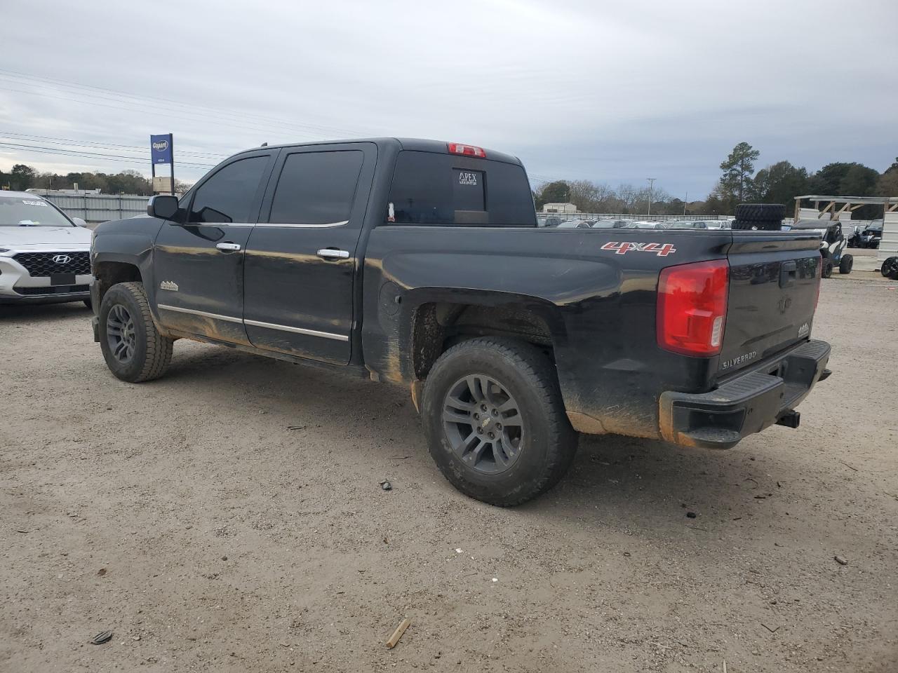 2017 CHEVROLET SILVERADO - Image 2