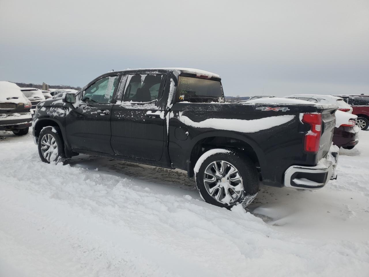 2023 CHEVROLET SILVERADO - Фото 2