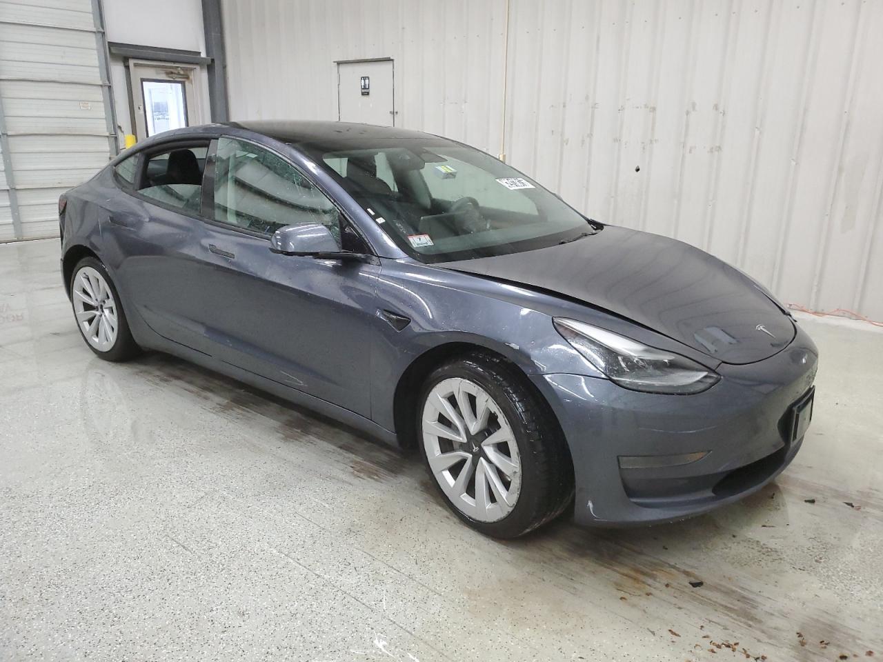 2022 TESLA MODEL 3 - Image 4