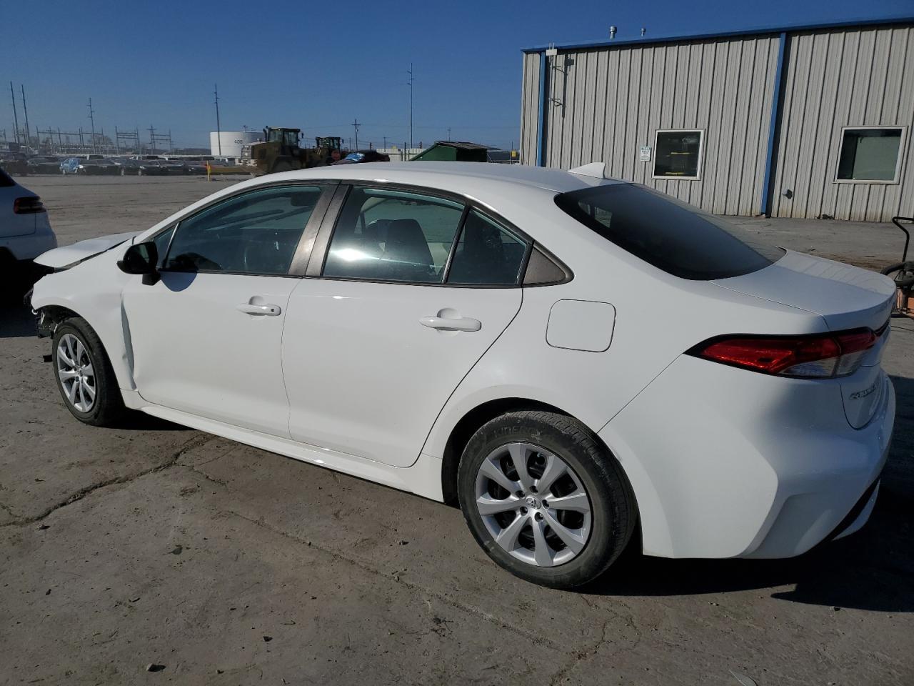 2020 TOYOTA COROLLA LE - Фото 2