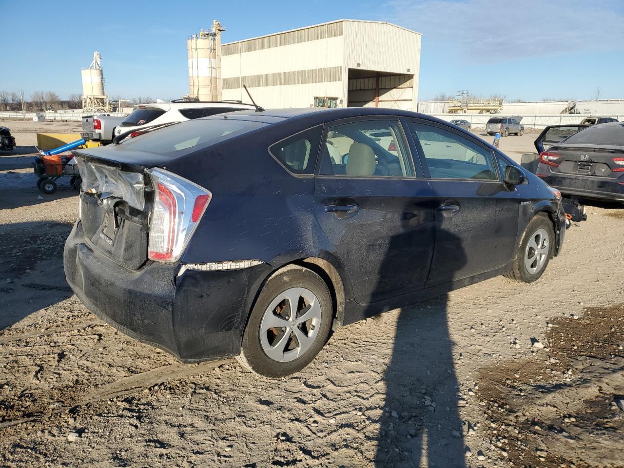 2015 TOYOTA PRIUS - Фото 3