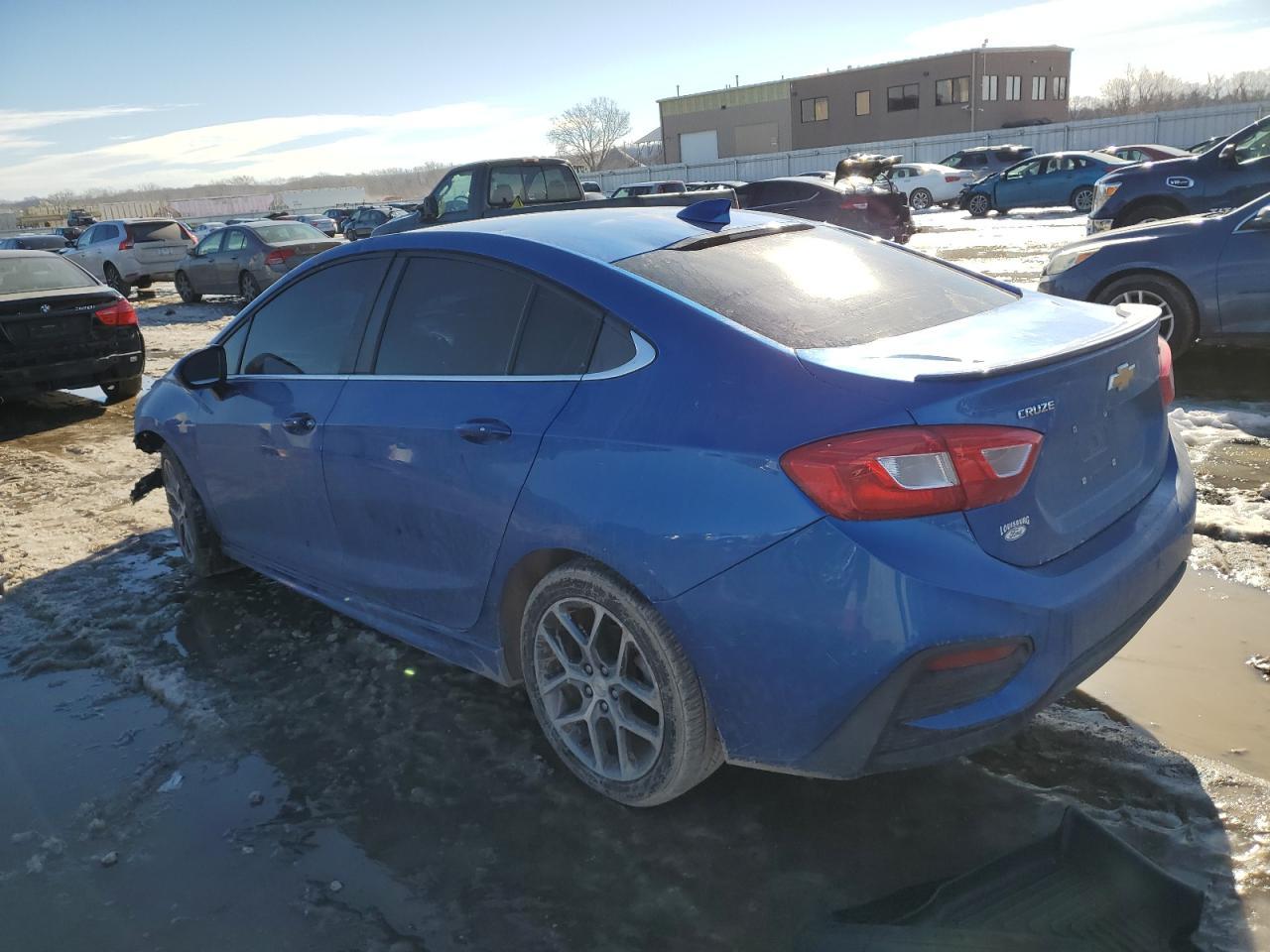 2017 CHEVROLET CRUZE LT - Image 2