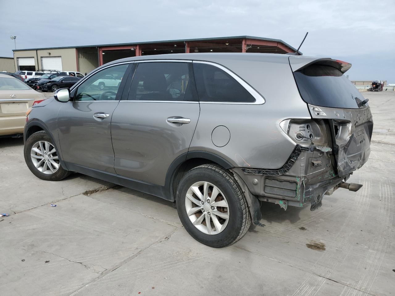 2016 KIA SORENTO LX - Image 2