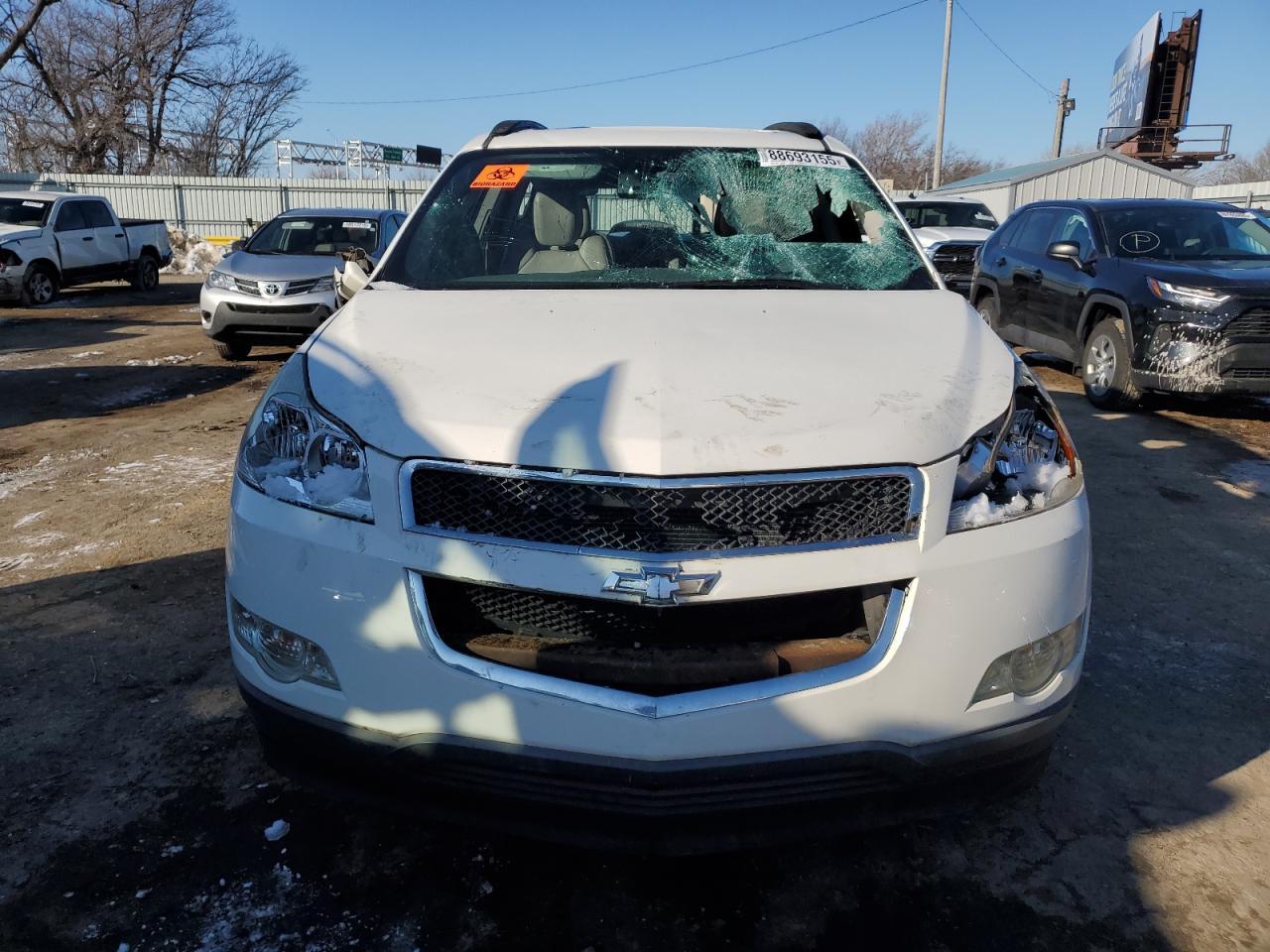 2012 CHEVROLET TRAVERSE L - Image 5