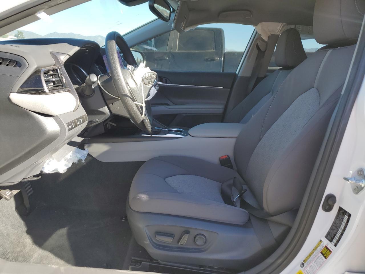 2023 TOYOTA CAMRY LE - Image 7
