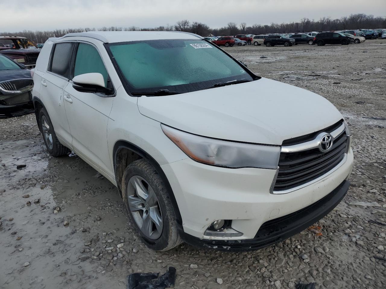 2014 TOYOTA HIGHLANDER - Image 4