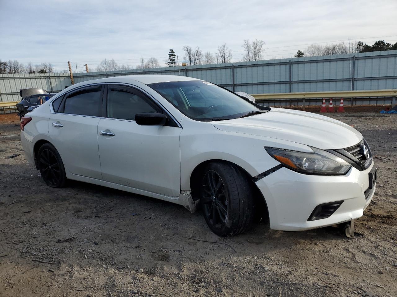 2018 NISSAN ALTIMA 2.5 - Фото 4