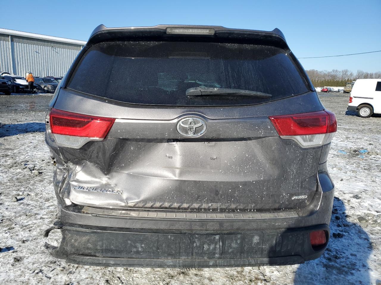 2019 TOYOTA HIGHLANDER - Фото 6