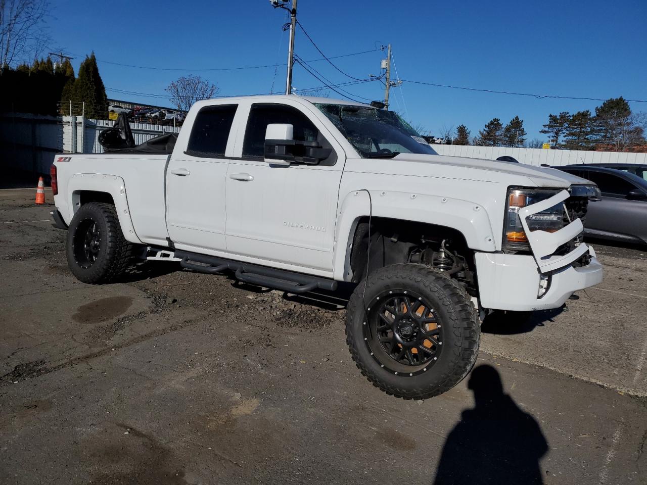 2017 CHEVROLET SILVERADO - Image 4