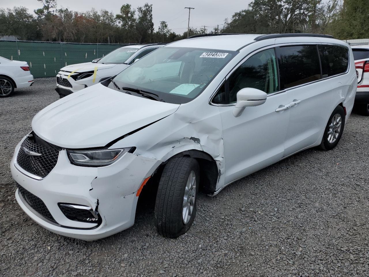 2022 CHRYSLER PACIFICA T