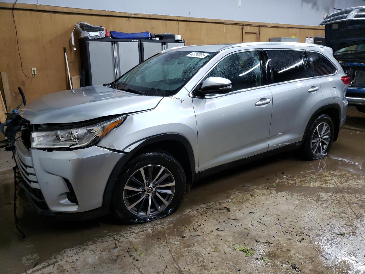 2019 TOYOTA HIGHLANDER