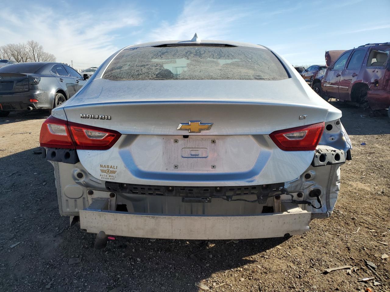 2017 CHEVROLET MALIBU LT - Image 6