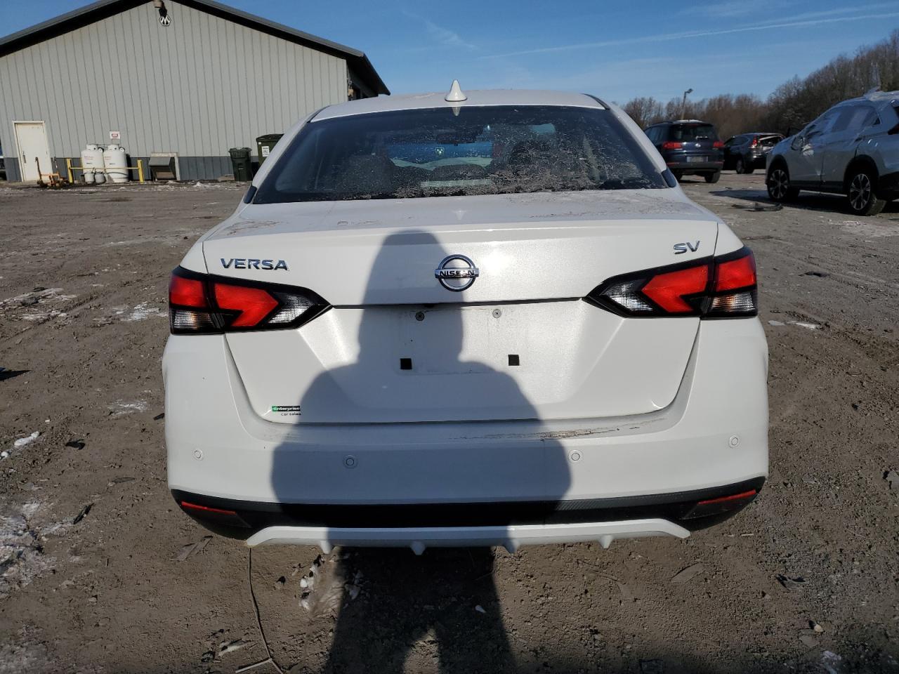 2021 NISSAN VERSA SV - Фото 6
