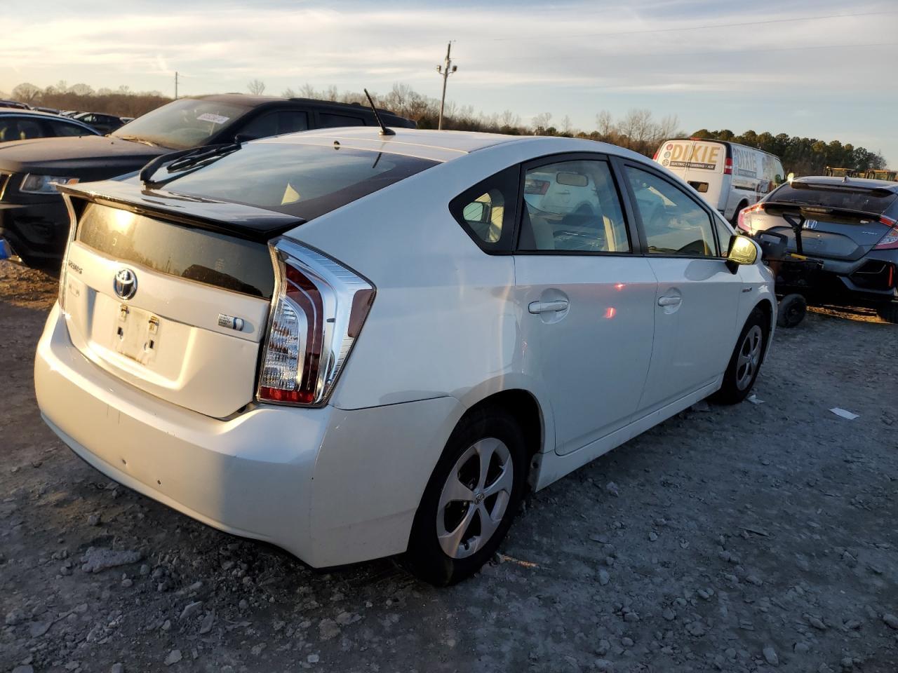 2015 TOYOTA PRIUS - Фото 3