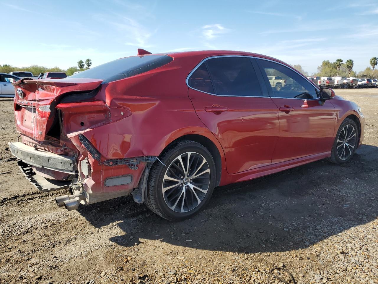 2019 TOYOTA CAMRY L - Image 3