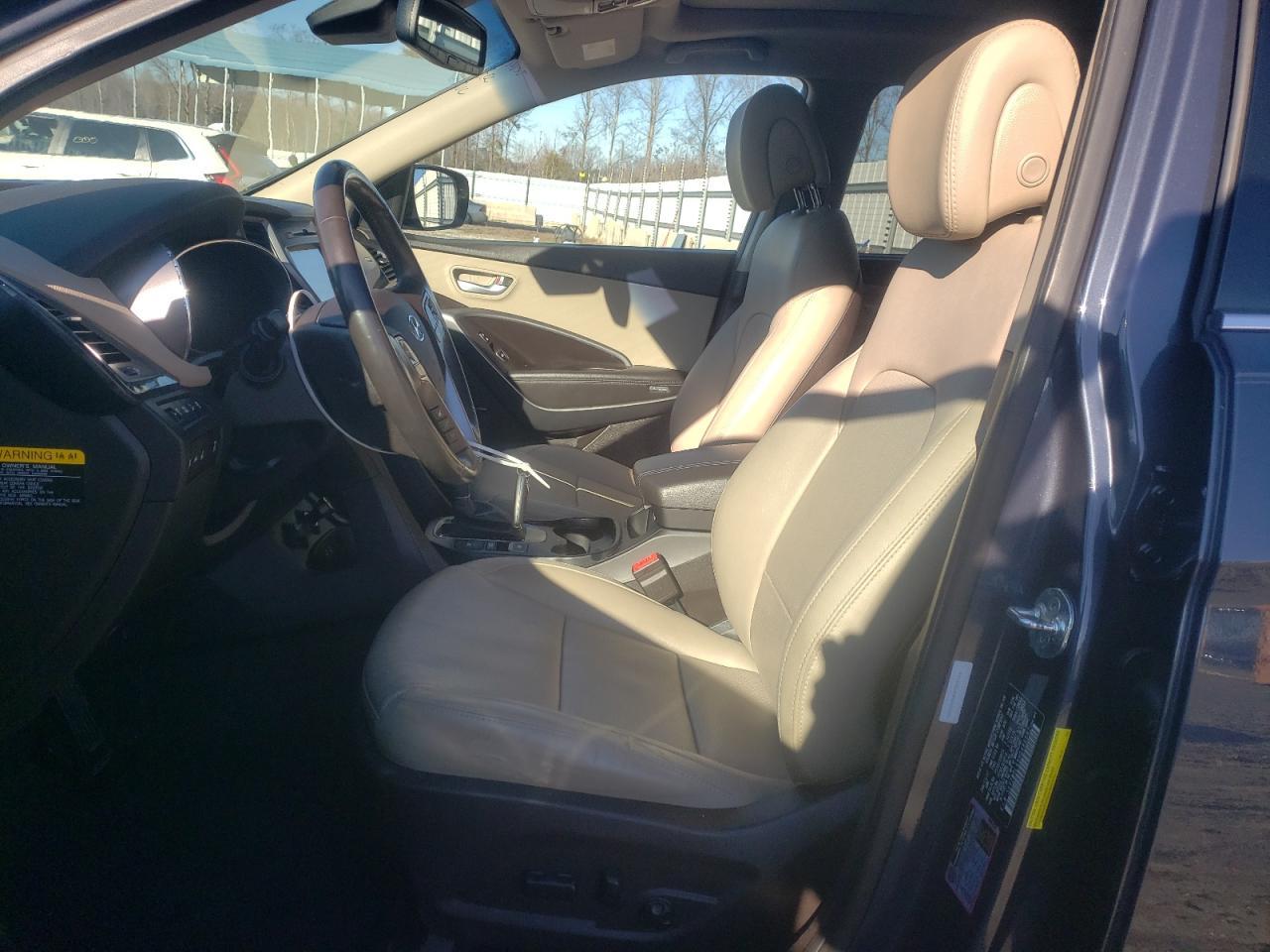 2017 HYUNDAI SANTA FE S - Image 7