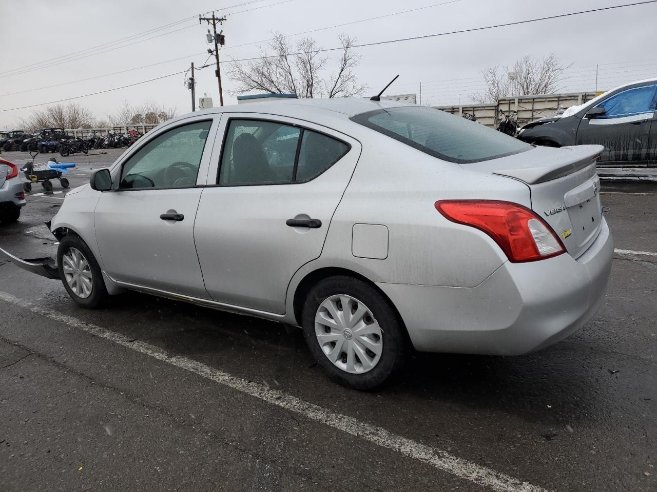 2014 NISSAN VERSA S - Фото 2