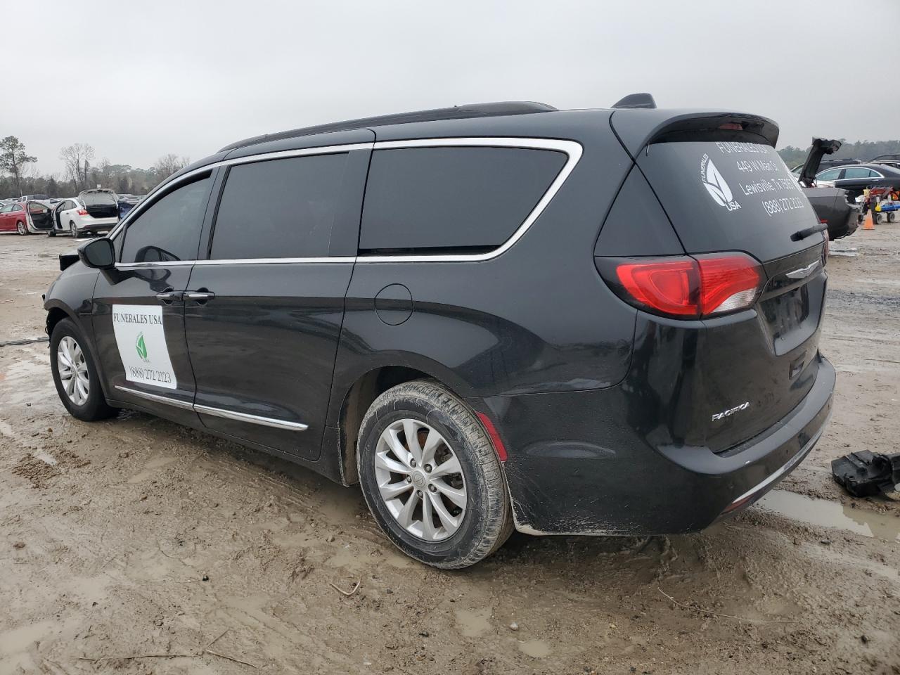 2017 CHRYSLER PACIFICA T - Image 2