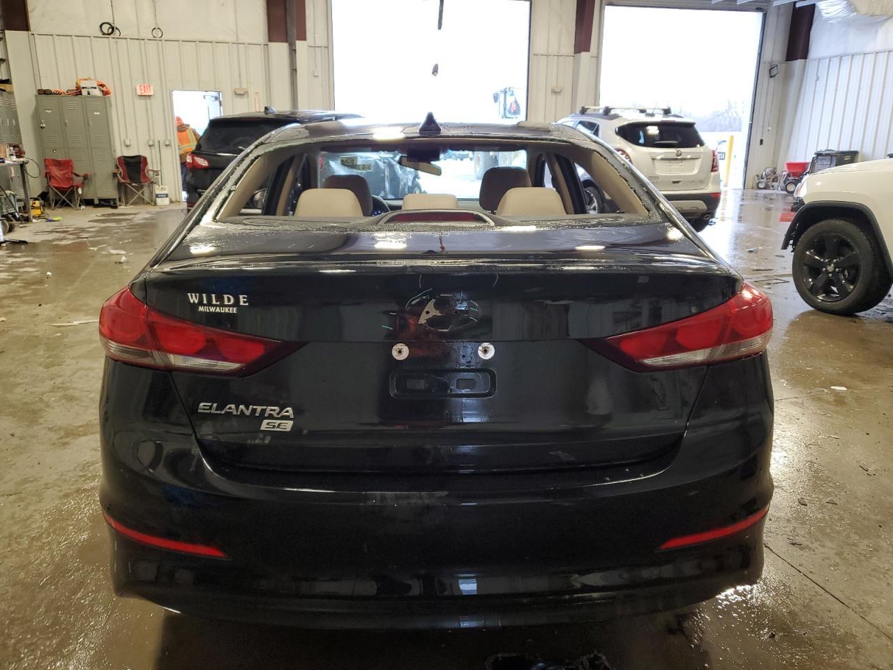 2017 HYUNDAI ELANTRA SE - Фото 6