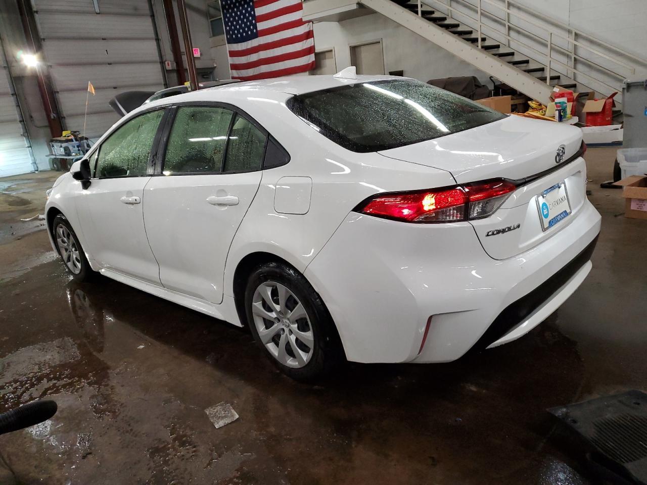 2021 TOYOTA COROLLA LE - Image 2