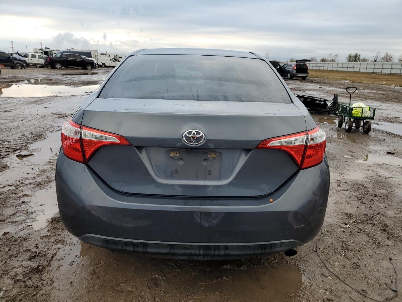 2015 TOYOTA COROLLA L - Image 6