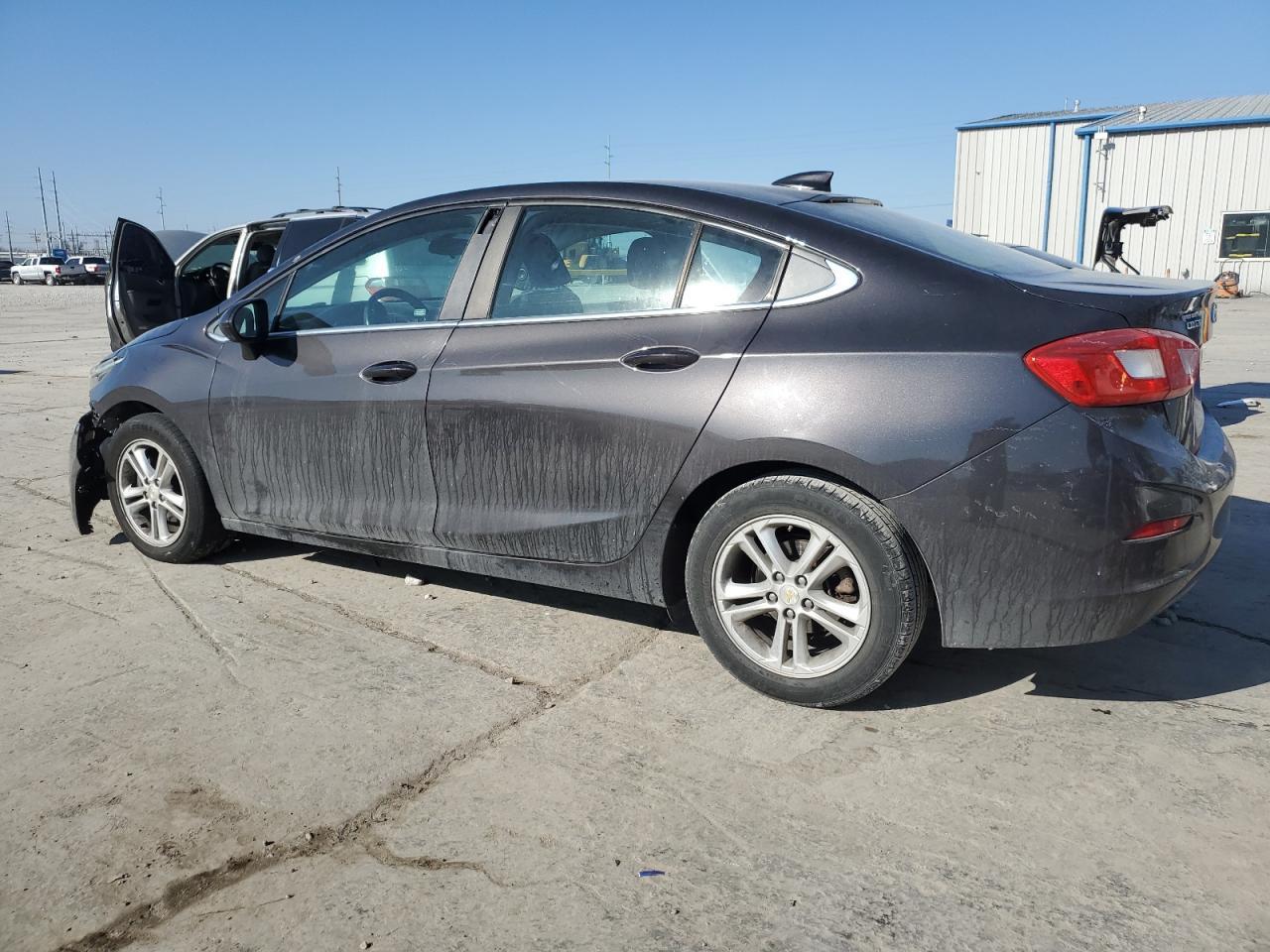 2017 CHEVROLET CRUZE LT - Image 2