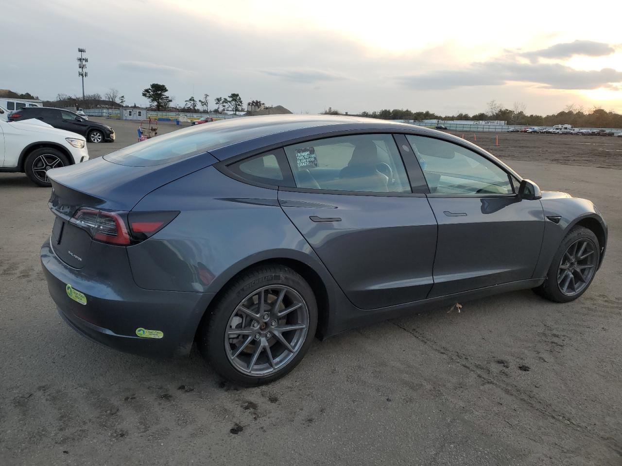 2022 TESLA MODEL 3 - Image 3