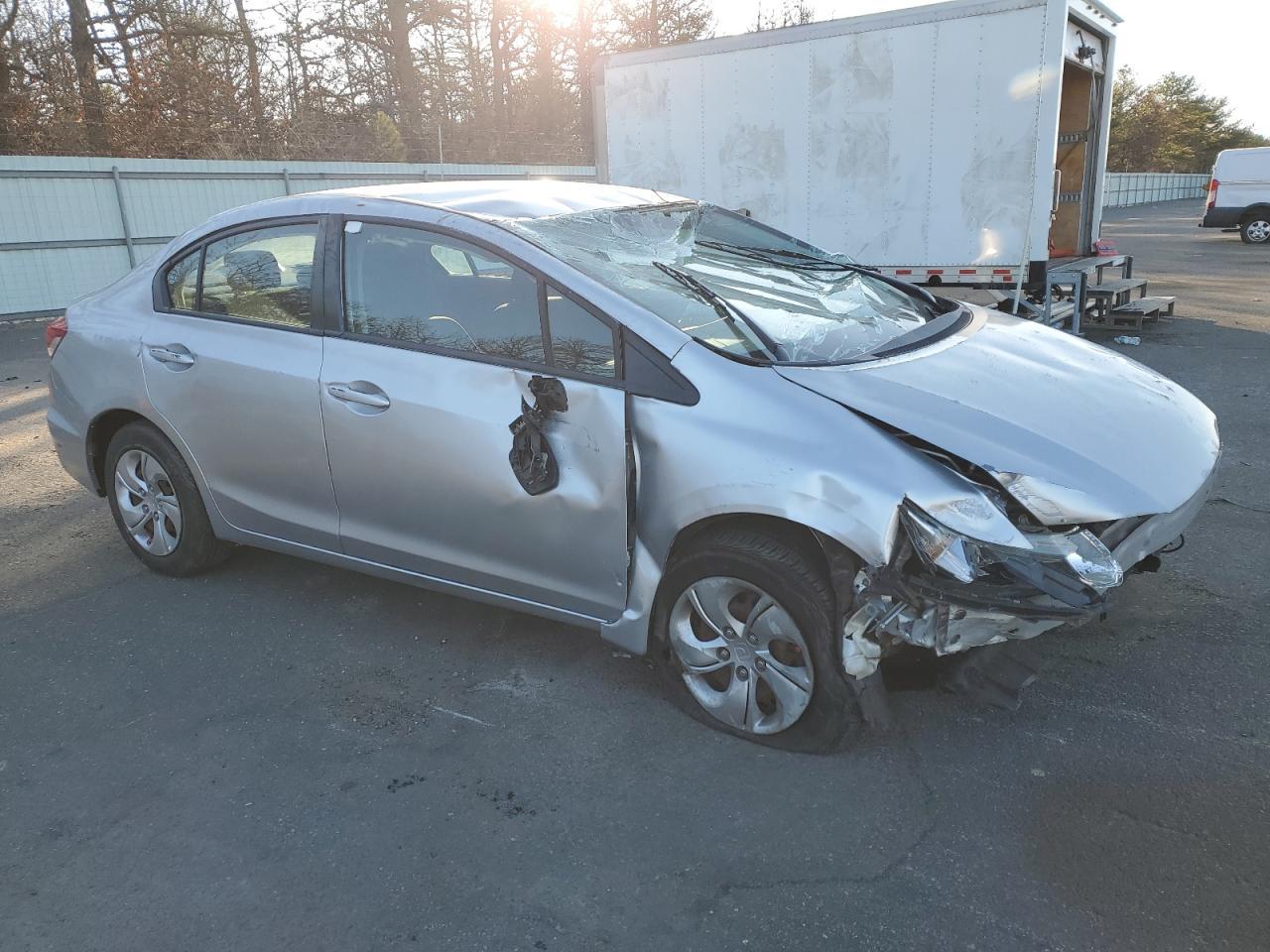2015 HONDA CIVIC LX - Image 4
