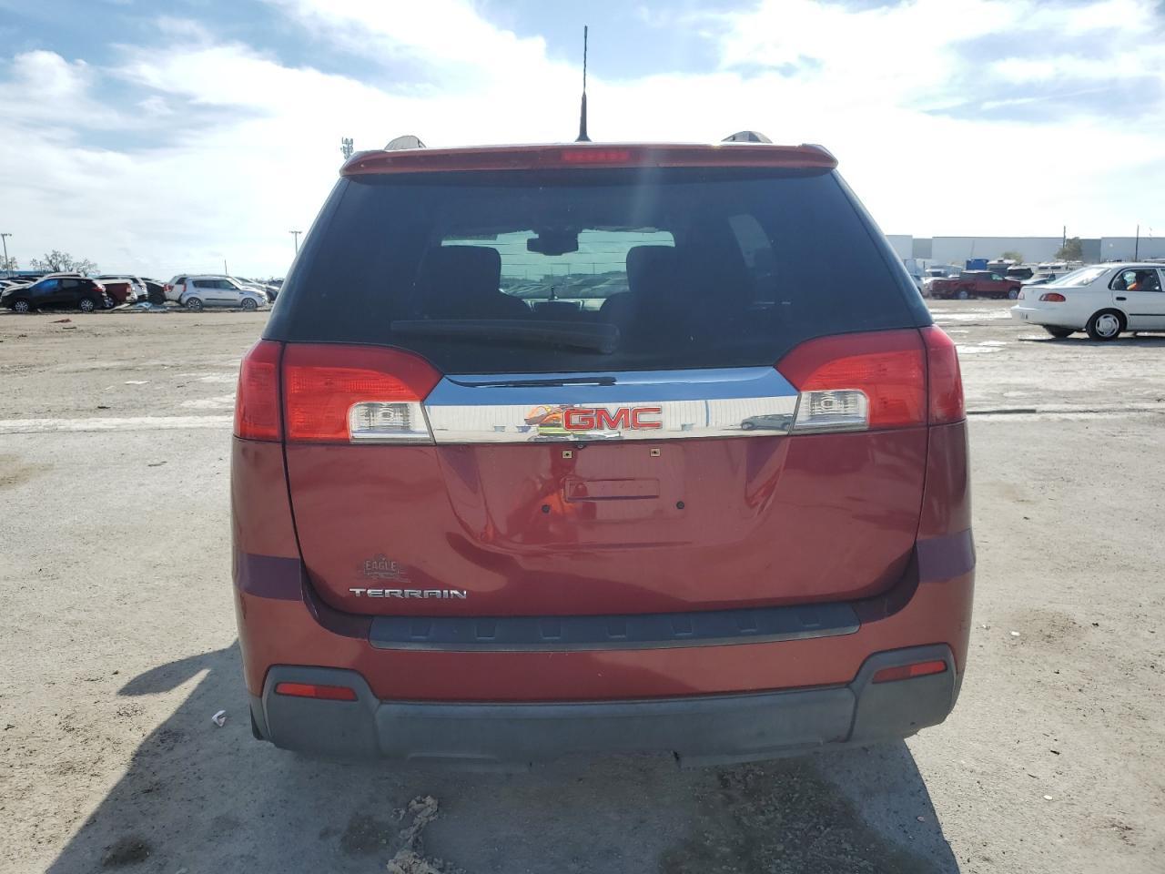 2012 GMC TERRAIN SL - Image 6