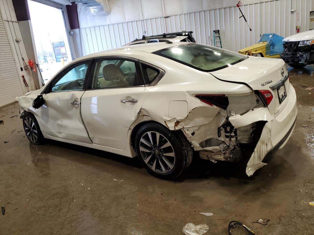 2017 NISSAN ALTIMA 2.5 - Image 2