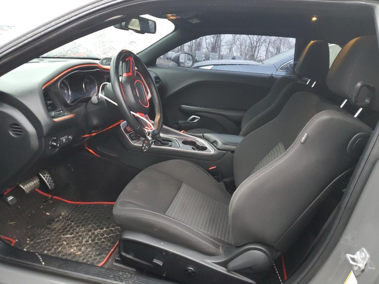 2017 DODGE CHALLENGER - Image 7