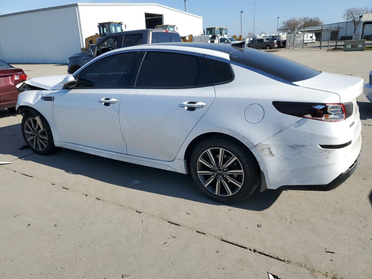 2019 KIA OPTIMA LX - Фото 2