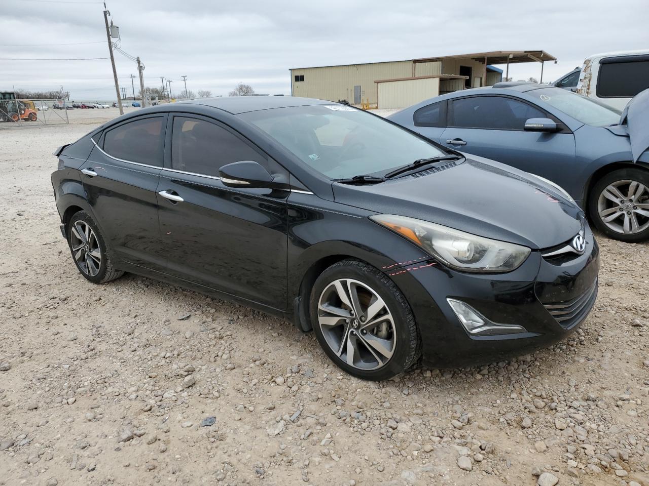 2015 HYUNDAI ELANTRA SE - Image 4