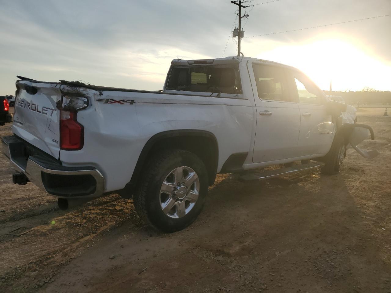 2020 CHEVROLET SILVERADO - Image 3