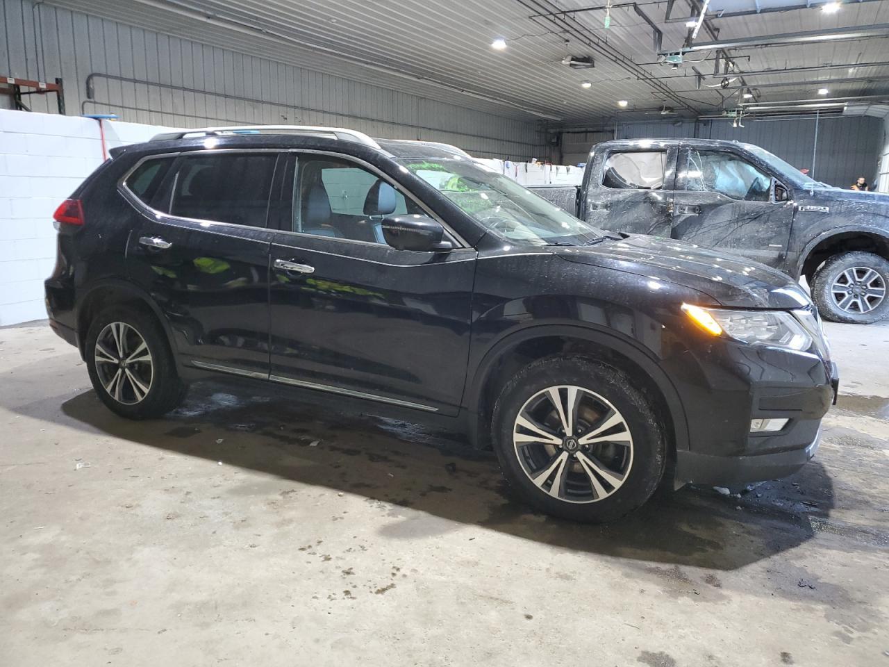 2018 NISSAN ROGUE S - Фото 4