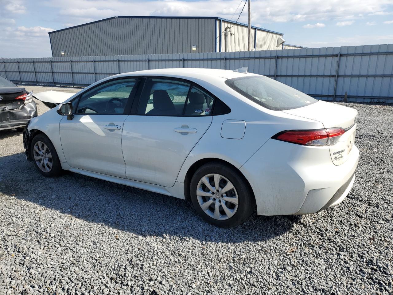 2020 TOYOTA COROLLA LE - Фото 2