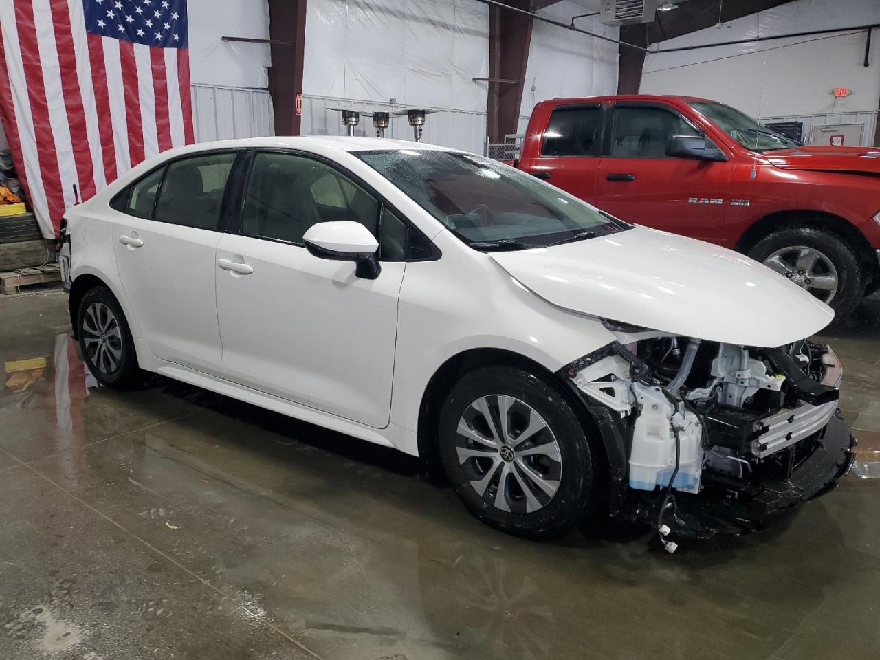 2022 TOYOTA COROLLA LE - Image 4