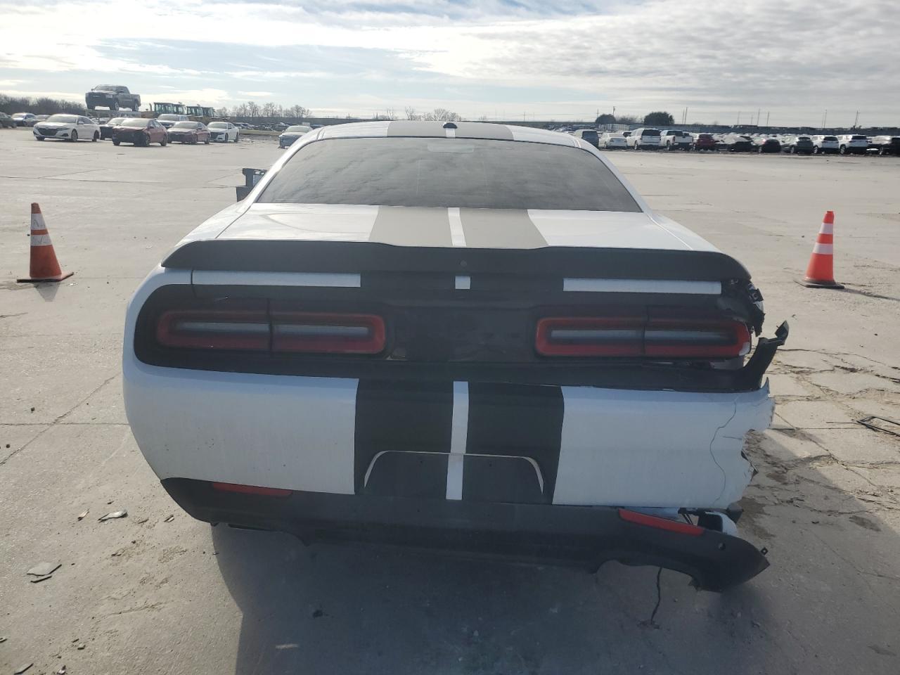 2023 DODGE CHALLENGER - Фото 6